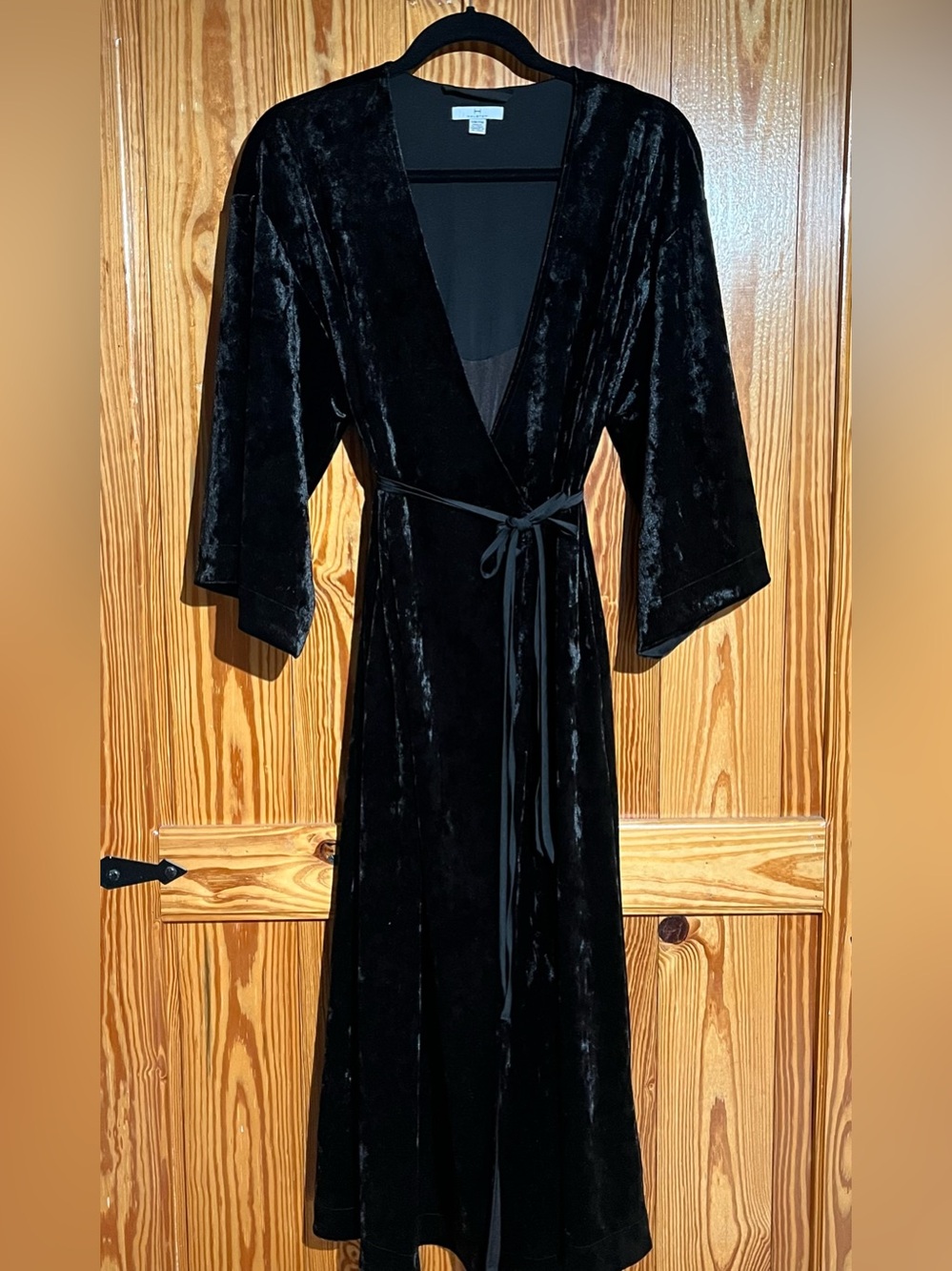 H by Halston Crushed Velvet Kimono Robe Pockets Belted Kimono Sleeves Black